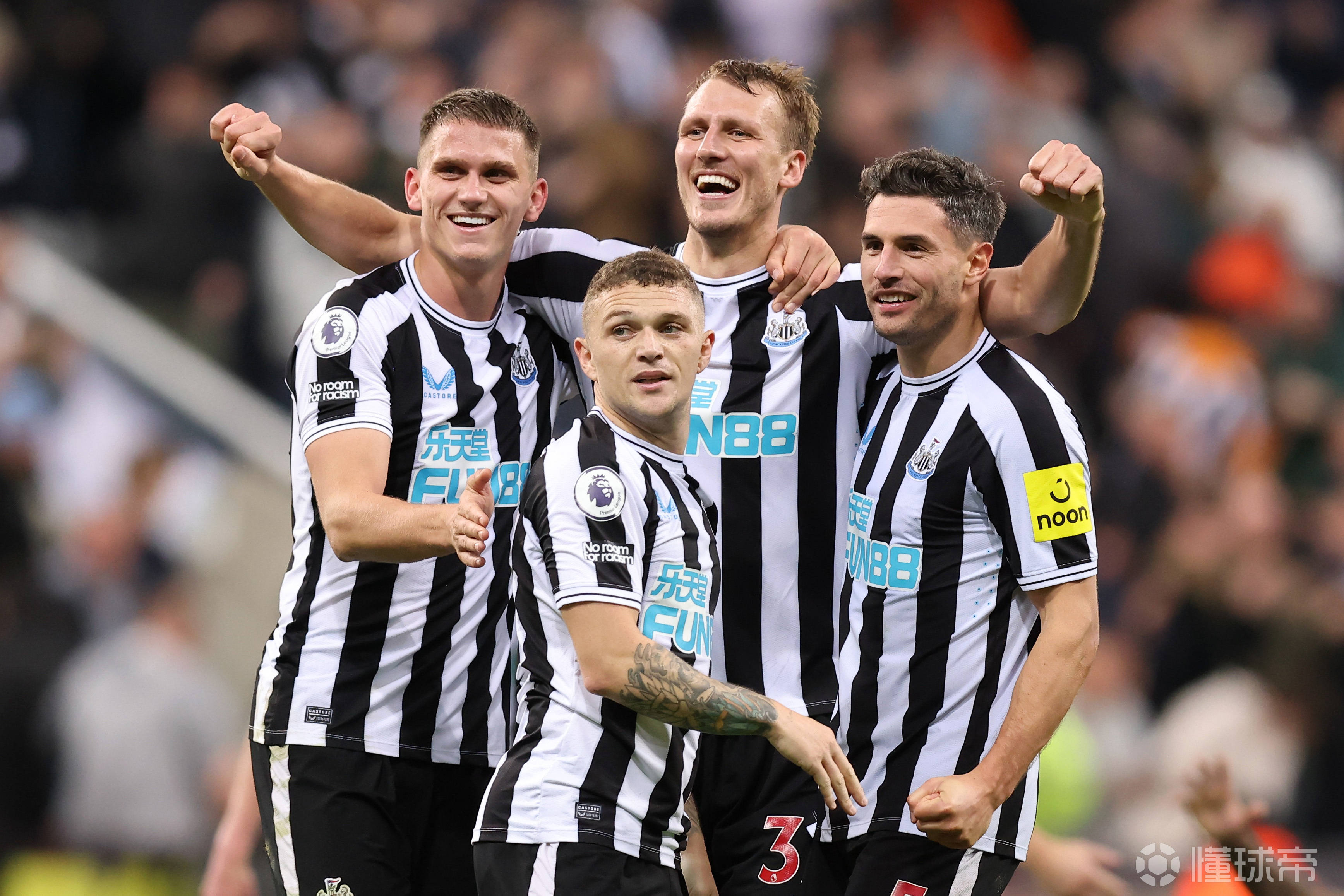 棋牌游戏欧冠集结日走向成谜，瓦伦西亚远射贴柱，更衣室稳定，更衣室氛围转暖的简单介绍